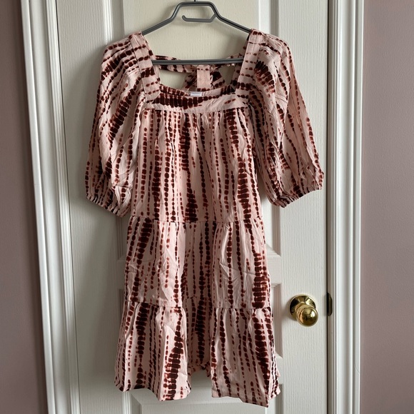 NWT Violet Romance Petite square neck tiered mini smock dress in tie dye - Picture 7 of 8